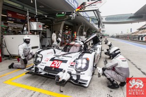 Timo Bernhard (DEU) / Mark Webber (AUS) / Brendon Hartley (NZL) / Car #20 LMP1 Porsche Team (DEU) Porsche 919 Hybrid Qualifying - LMP1 & LMP2 - 6 Hours of Shanghai at Shanghai International Circuit - Shanghai - China