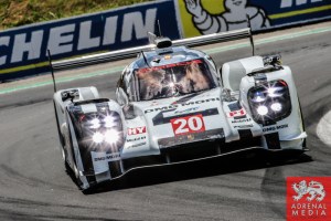 Timo Bernhard (DEU) / Mark Webber (AUS) / Brendon Hartley (NZL) / Car #20 LMP1 Porsche Team (DEU) Porsche 919 Hybrid - 6 Hours of Sao Paulo at Interlagos Circuit - Sao Paulo - Brazil  - 6 Hours of Sao Paulo at Interlagos Circuit - Sao Paulo - Brazil