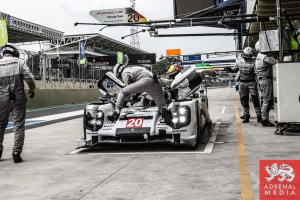 Timo Bernhard (DEU) / Mark Webber (AUS) / Brendon Hartley (NZL) / Car #20 LMP1 Porsche Team (DEU) Porsche 919 Hybrid - 6 Hours of Sao Paulo at Interlagos Circuit - Sao Paulo - Brazil